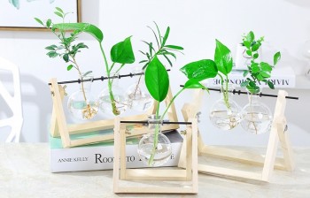 Lọ c&acirc;y để b&agrave;n ba gỗ v&agrave;ng
