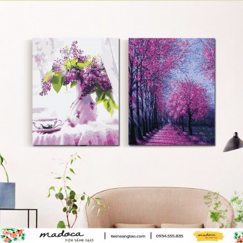 Tranh t&ocirc; m&agrave;u kết hợp đường c&acirc;y t&iacute;m 213 v&agrave; hoa t&iacute;m b&ecirc;n cửa sổ 191